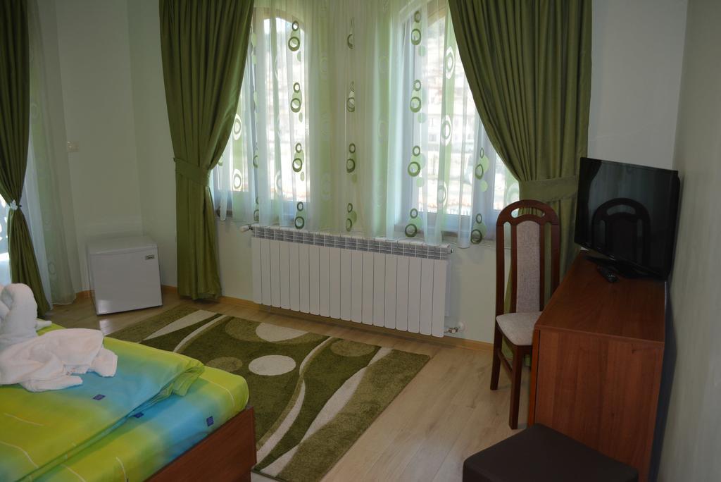 Guest House H Dzhogolanov Koprivshtitsa Exterior photo