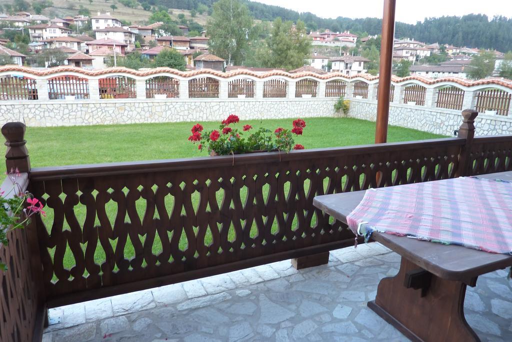 Guest House H Dzhogolanov Koprivshtitsa Exterior photo